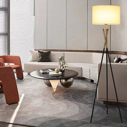 Nordic-style tripod floor lamp in iron and wood – Combination of iron and wood